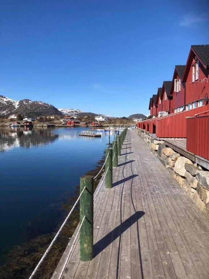 Ballstad Brygge Rorbu المظهر الخارجي الصورة